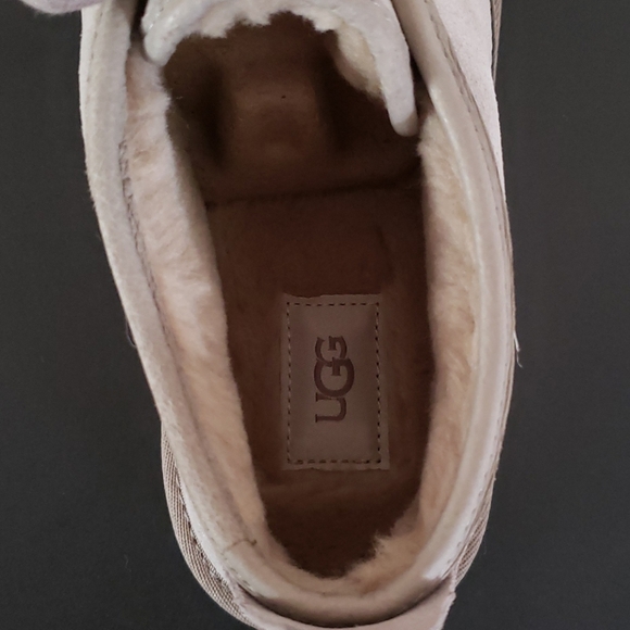 UGG Maskim UGGpure Lined Chukka Boot - Picture 5 of 7